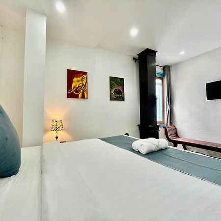 לואנג פרבאנג Villa Merry Lao Ban Aphay מראה חיצוני תמונה