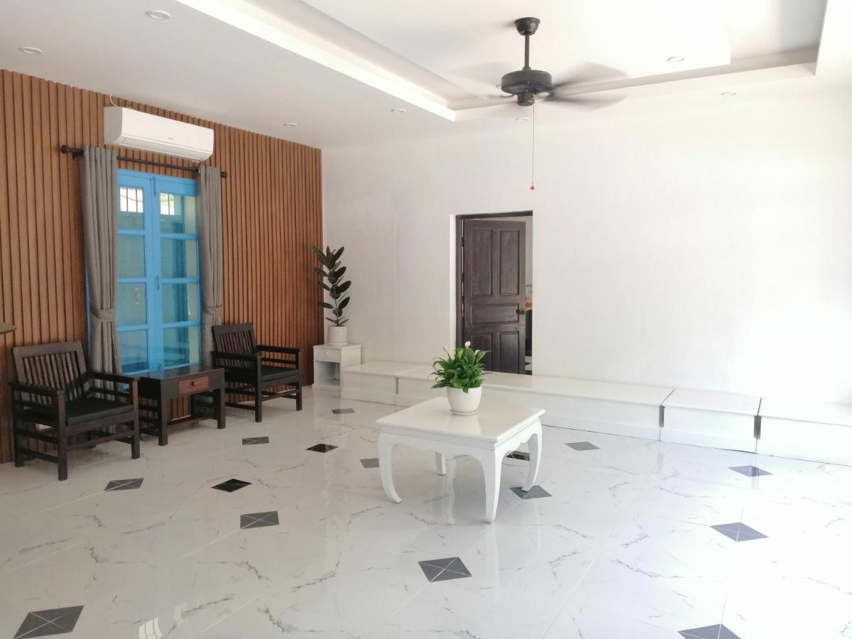 לואנג פרבאנג Villa Merry Lao Ban Aphay מראה חיצוני תמונה