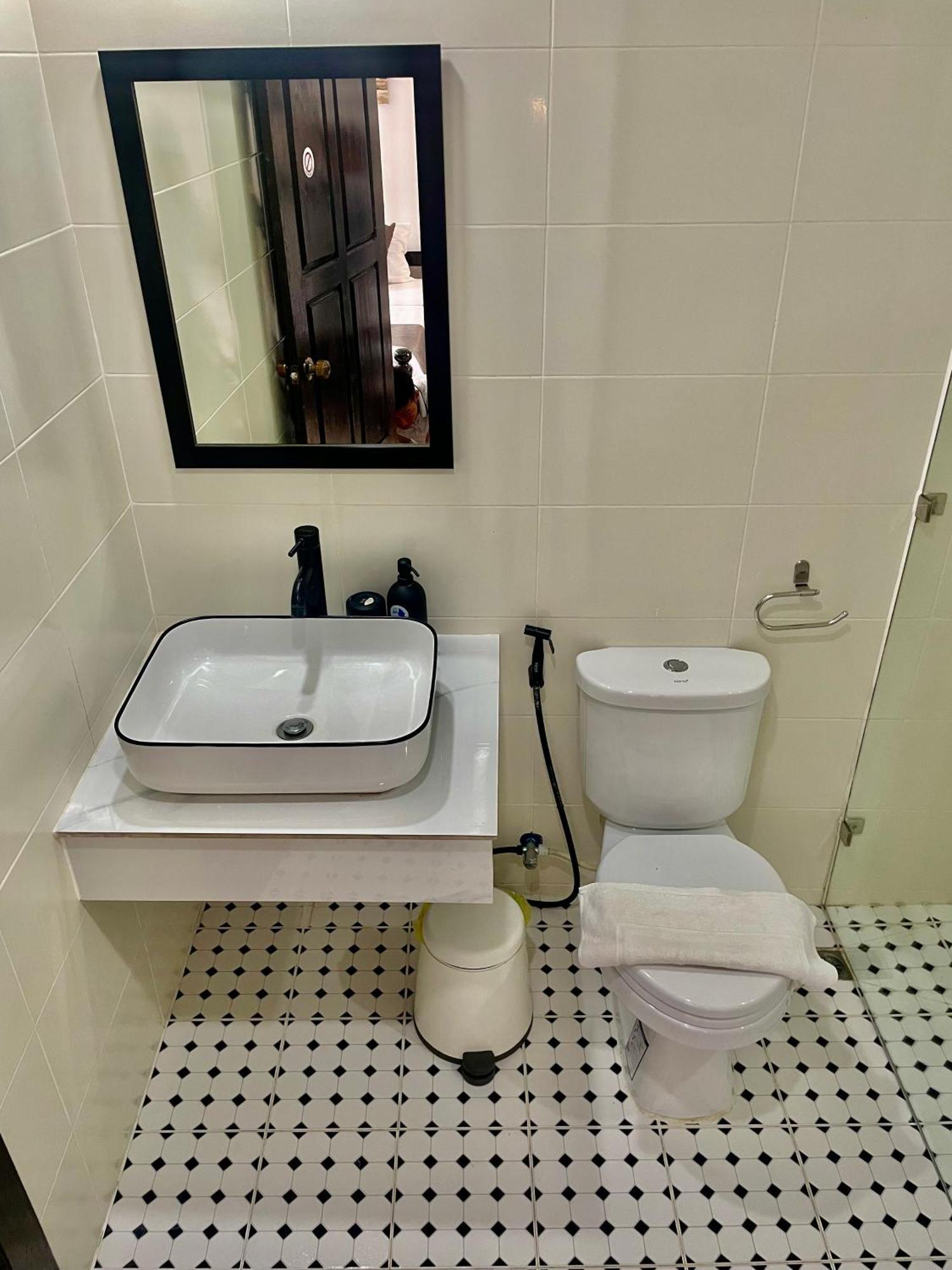 לואנג פרבאנג Villa Merry Lao Ban Aphay מראה חיצוני תמונה